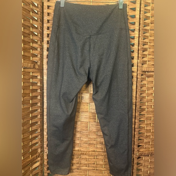 Marika Mid Calf Capri Leggings Tummy Control Medium  Black Speckled - Picture 5 of 6